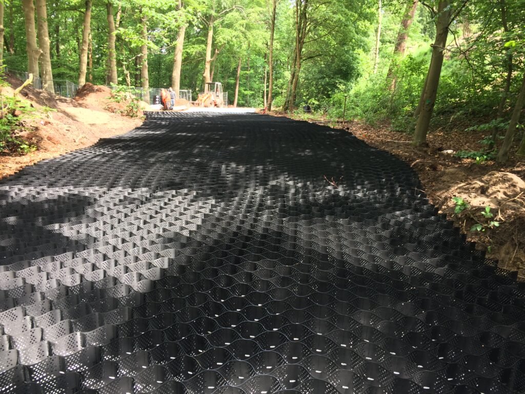 aanleg paden en lanen in bos Soesterberg